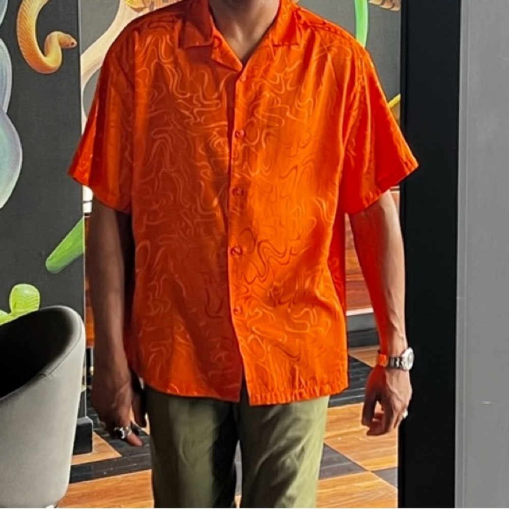 Men Boxy Button Down - Picture 2 of 2